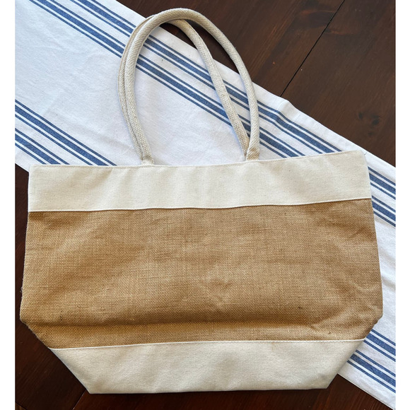 Disney Cruise Lines Castaway Club Tote 21"WX11"TallX7"Deep - Picture 3 of 6